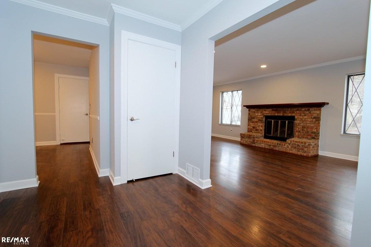 1970 Pondview Ct - Photo 6 of 18