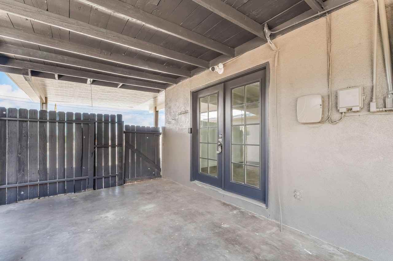 Hansen St - Photo 2 of 10