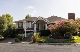 featured image of 26421 Broken Bit Ln