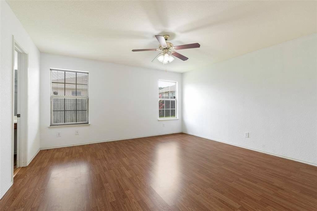 8028 Sartain Dr - Photo 7 of 15