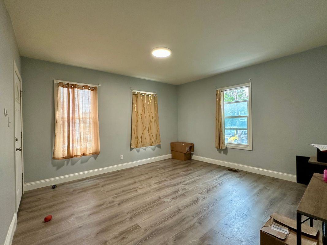 339 N Front St ##2 - Photo 2 of 10