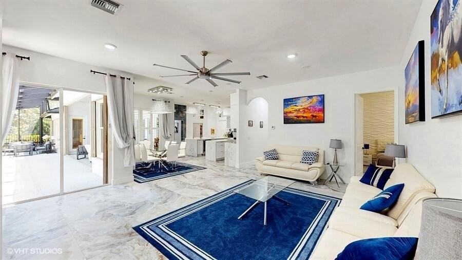 15700 Carrera Ln - Photo 7 of 37