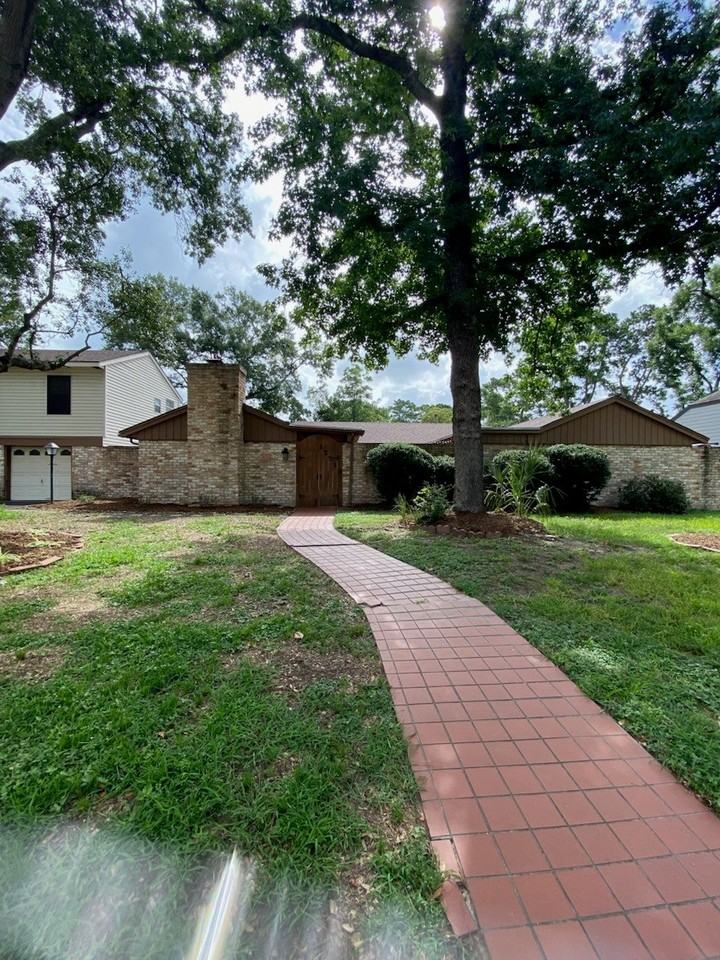 12710 Shady Knoll Ln - Photo 2 of 20