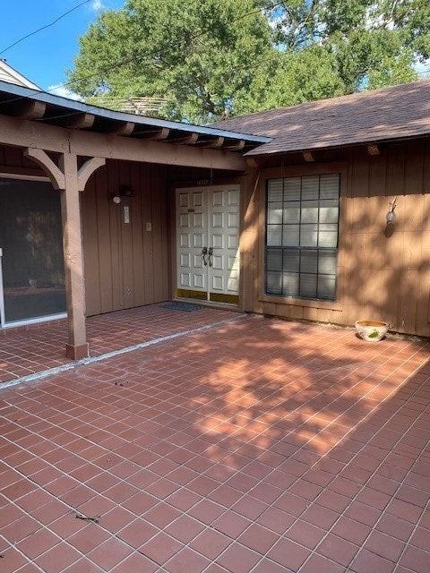 12710 Shady Knoll Ln - Photo 4 of 20