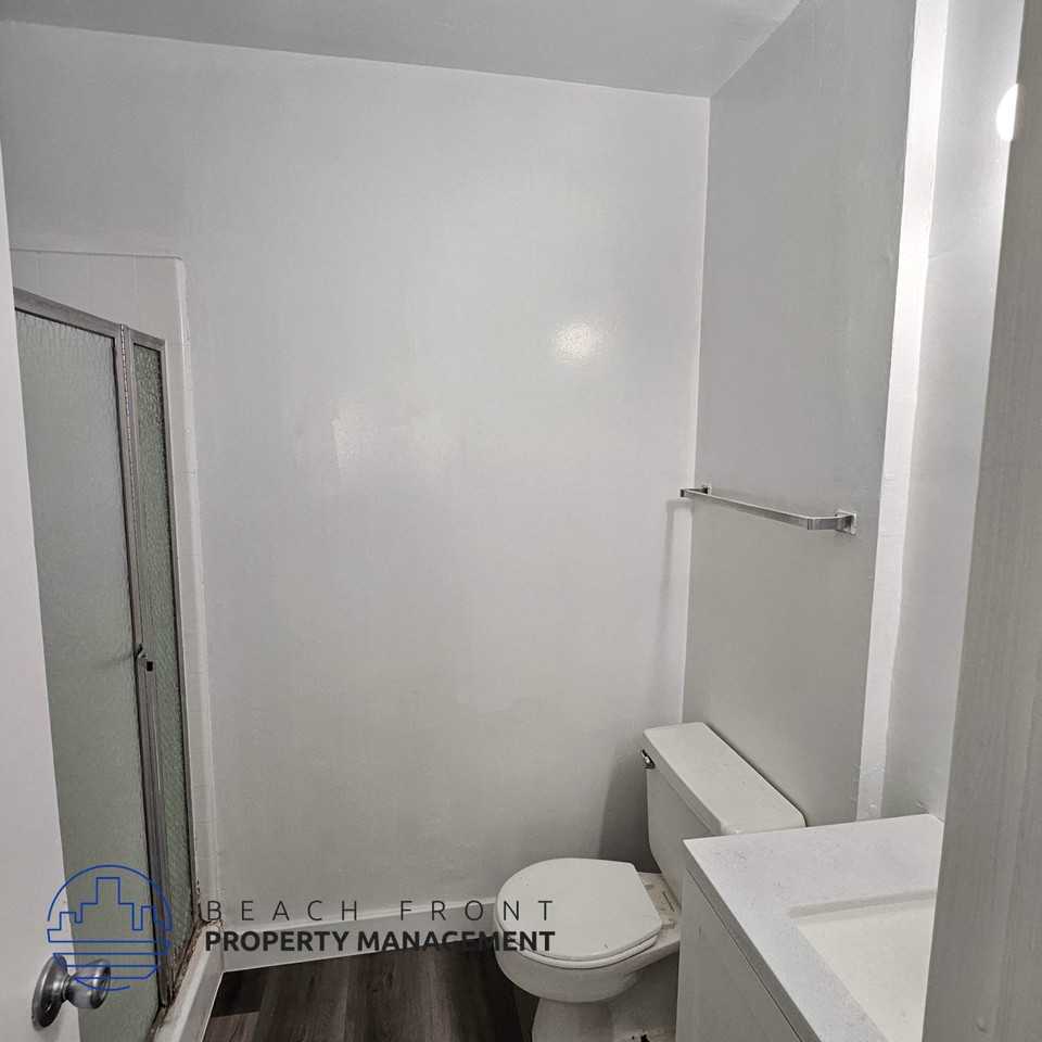 912 E. La Palma Dr. - Photo 2 of 18