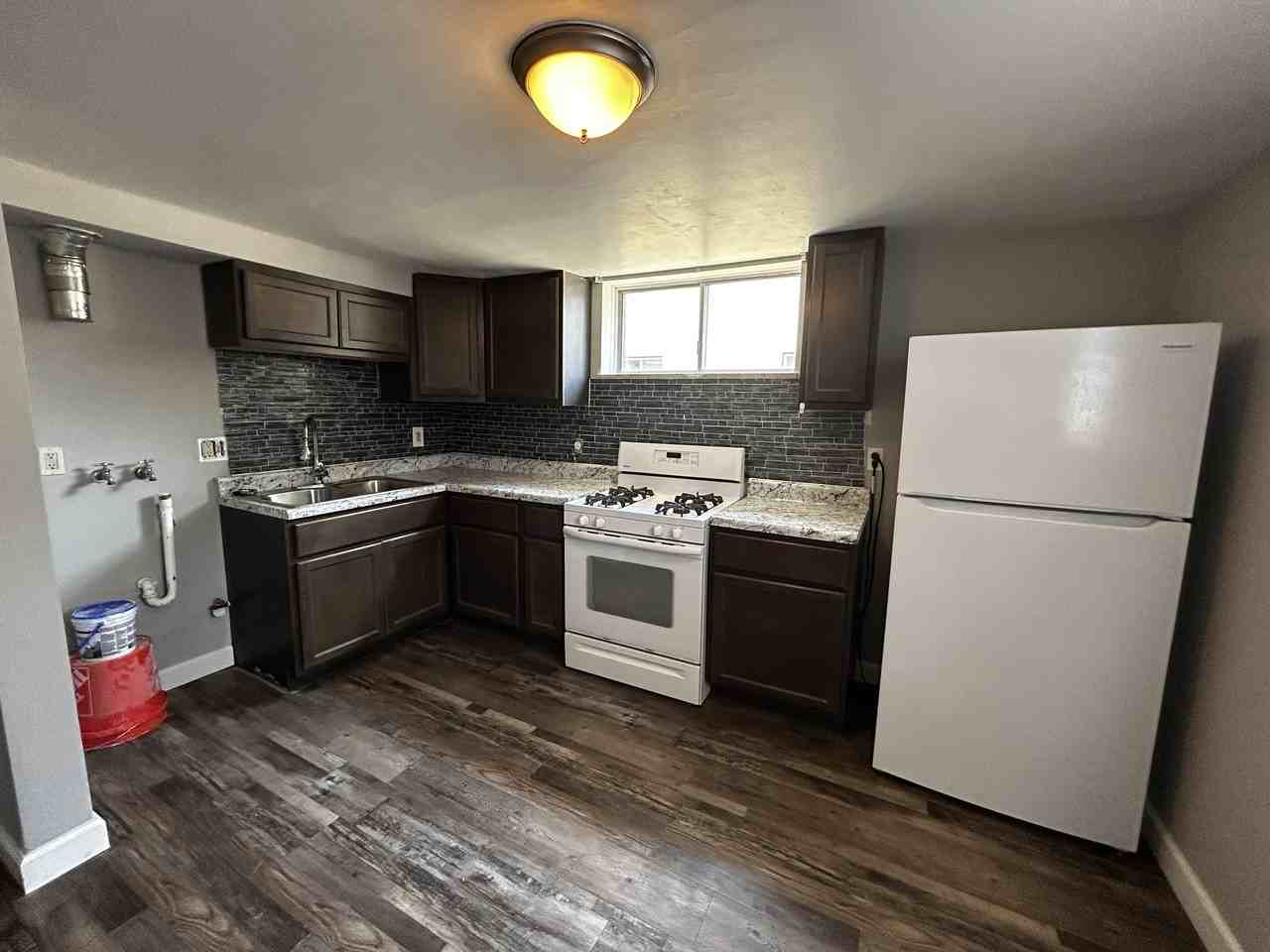 2920 North Woodbine Terrace - Photo 5 of 9