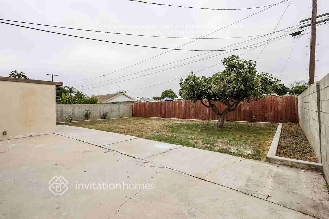 3618 W 145th St - Photo 3 of 5