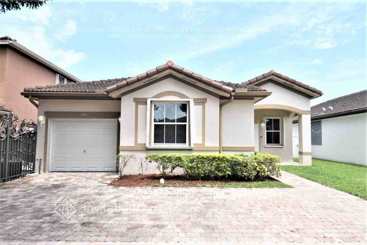 1201 Sw 144th Ct - Photo 2 of 23