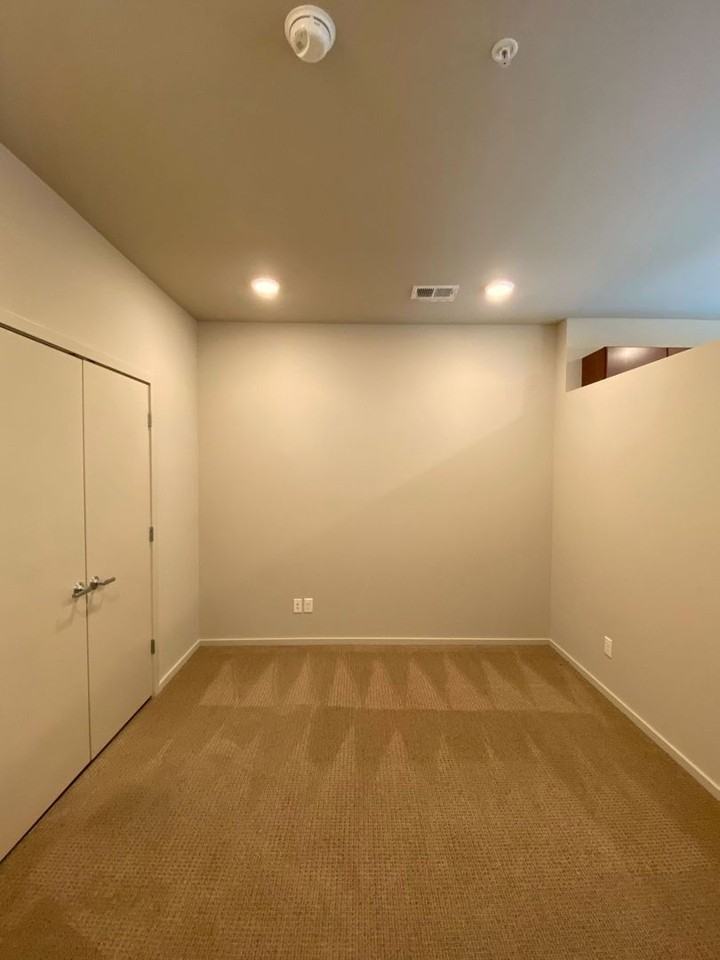 Highline 2 - Photo 4 of 44