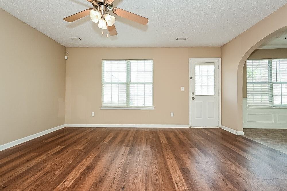 7420 Garnet Dr - Photo 6 of 20