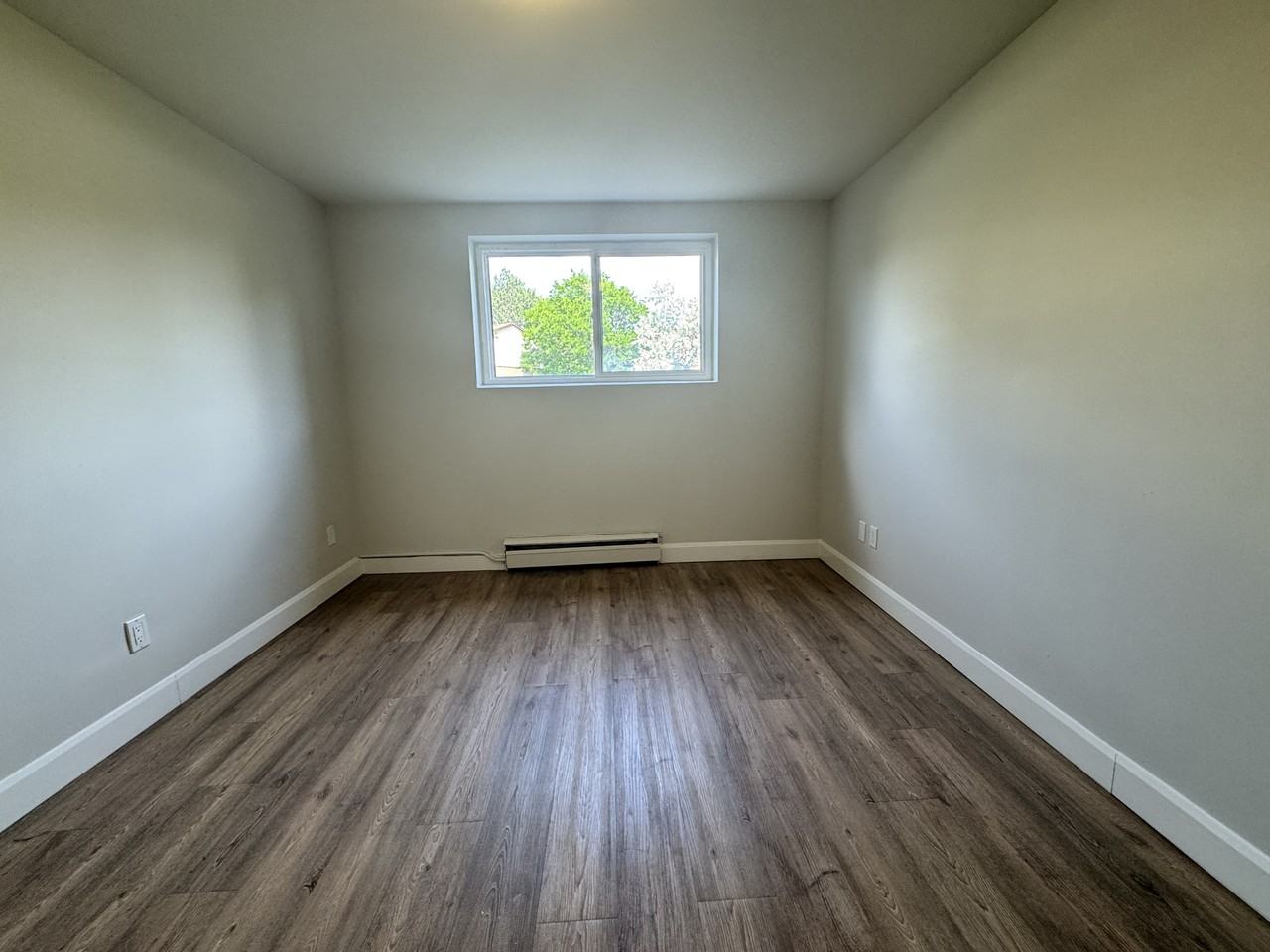 1100 Wellington Street - Photo 3 of 8