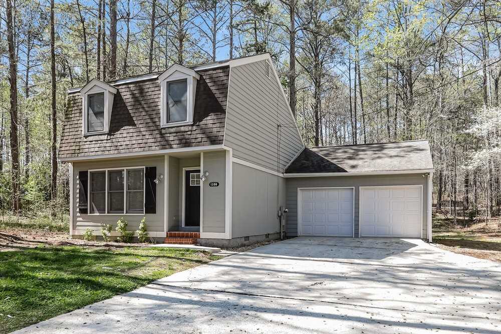 1398 Lakeview Pkwy - Photo 4 of 17