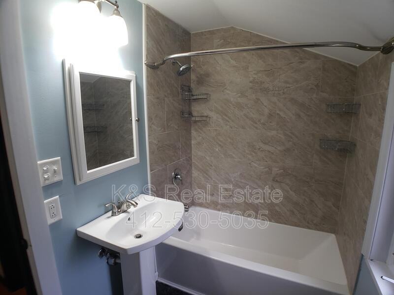 1112 Jacks Run Rd - Photo 7 of 10