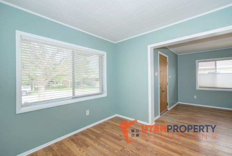 1319 S Roberta St - Photo 3 of 26