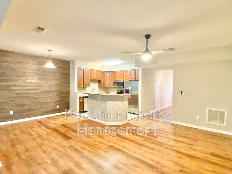 107 Riva Ct - Photo 5 of 23