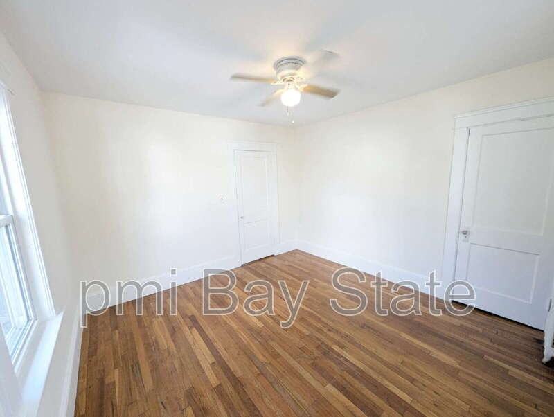 37 Brainard St - Photo 5 of 22