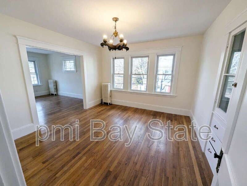 37 Brainard St - Photo 6 of 22
