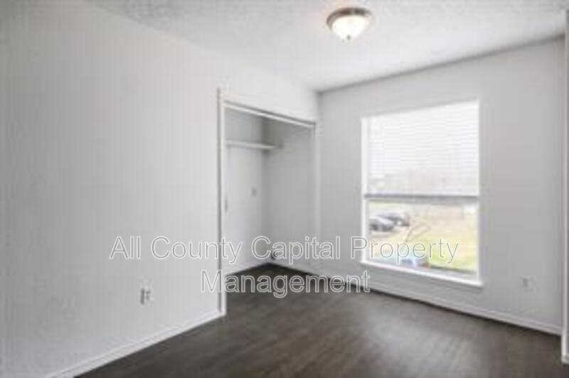 8503 Colony Loop Drive #8503 - Photo 7 of 9