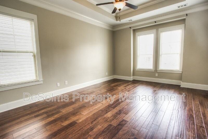 3125 Hazelton Dr - Photo 4 of 25