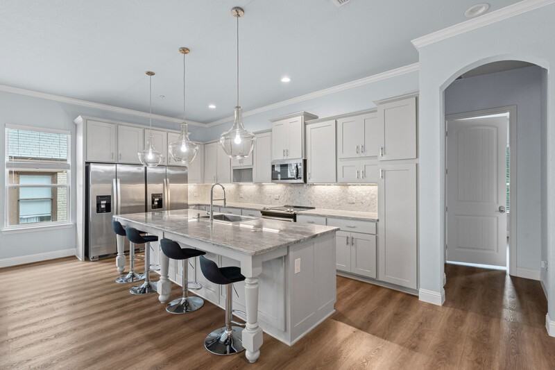 3322 S University Dr - Photo 7 of 18