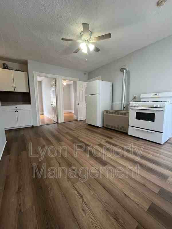 276 Hunt St #2F - Photo 2 of 10