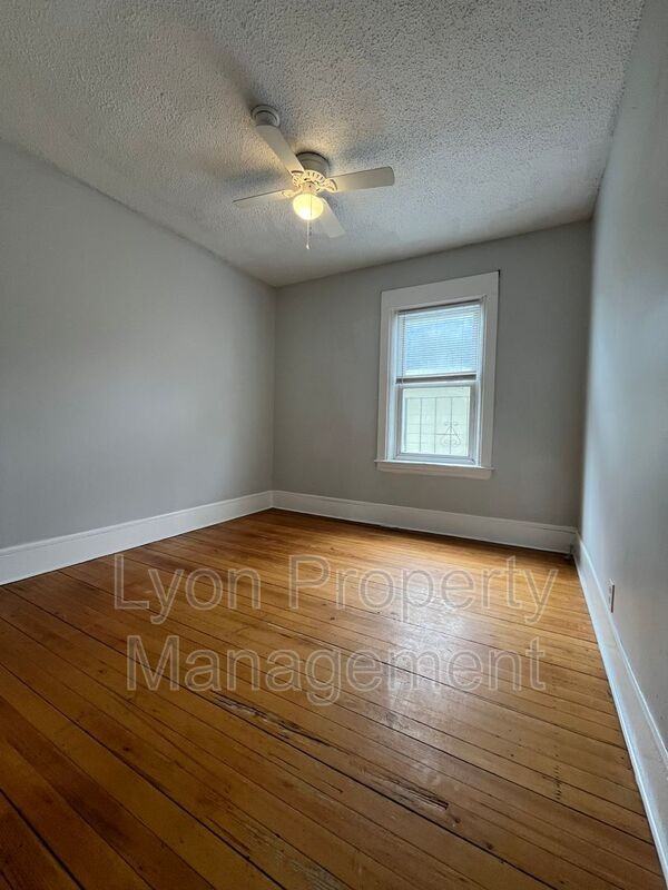 276 Hunt St #2F - Photo 5 of 10