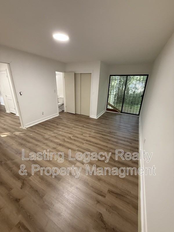 1948 Maryland Ave - Photo 2 of 10