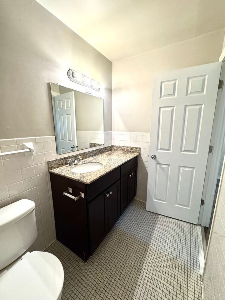 4510 Rhode Island - Photo 6 of 9