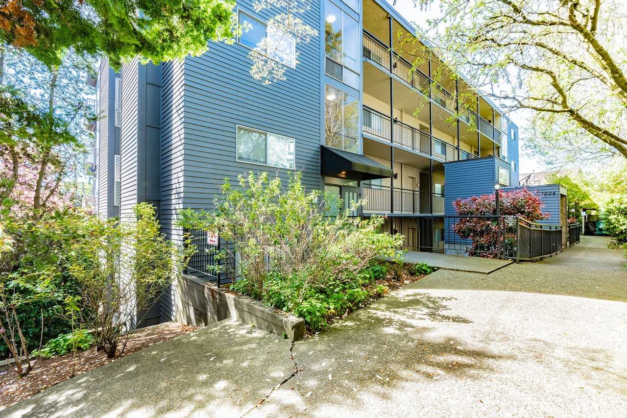 Lakeview Place - Photo 2 of 7