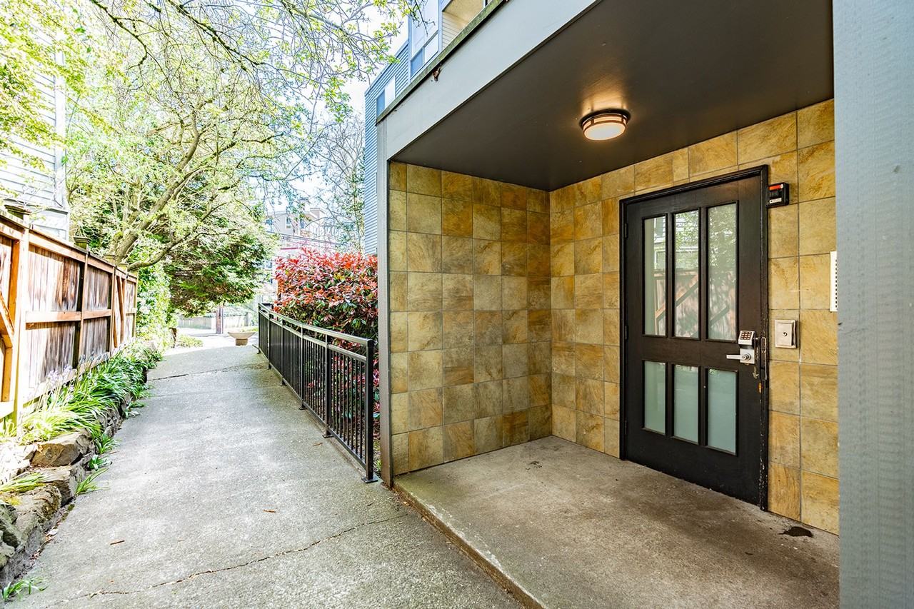 Lakeview Place - Photo 3 of 7