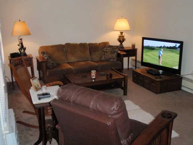 Hillside Apartments - Photo 6 of 23