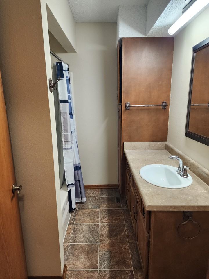 1722 Seneca Street - Photo 3 of 5