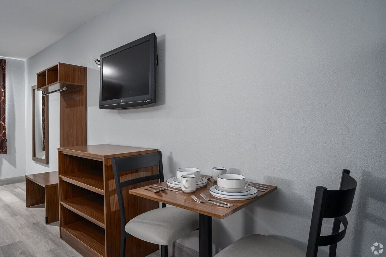 The Studios At Channelview - Photo 4 of 5