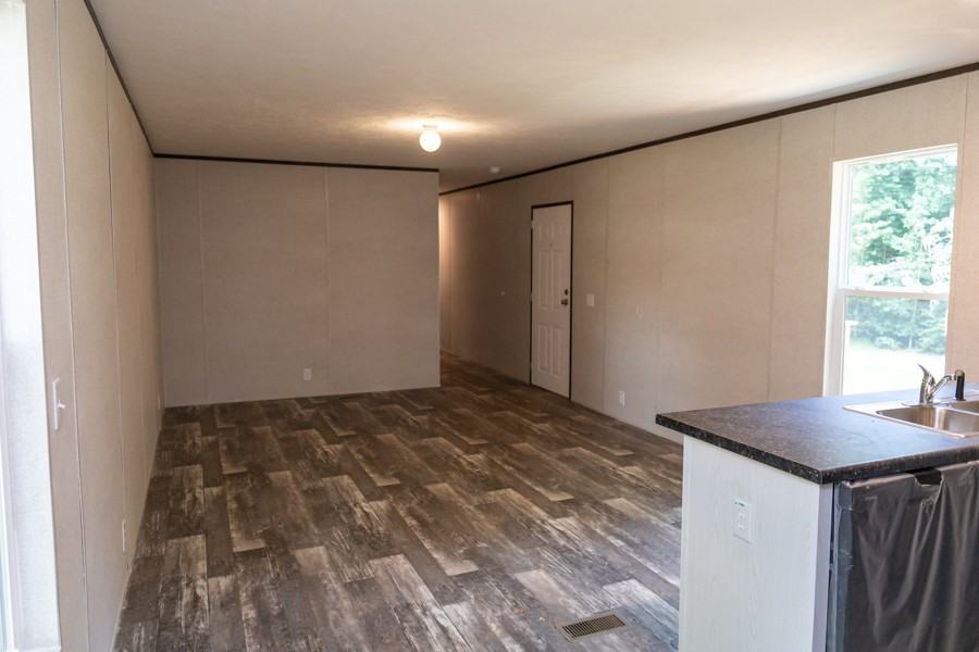 268- 1754 Zion Road - Photo 4 of 12