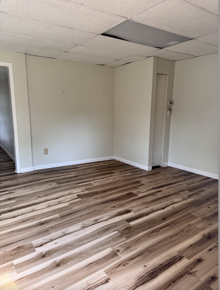 248 North Main Street - Photo 3 of 9