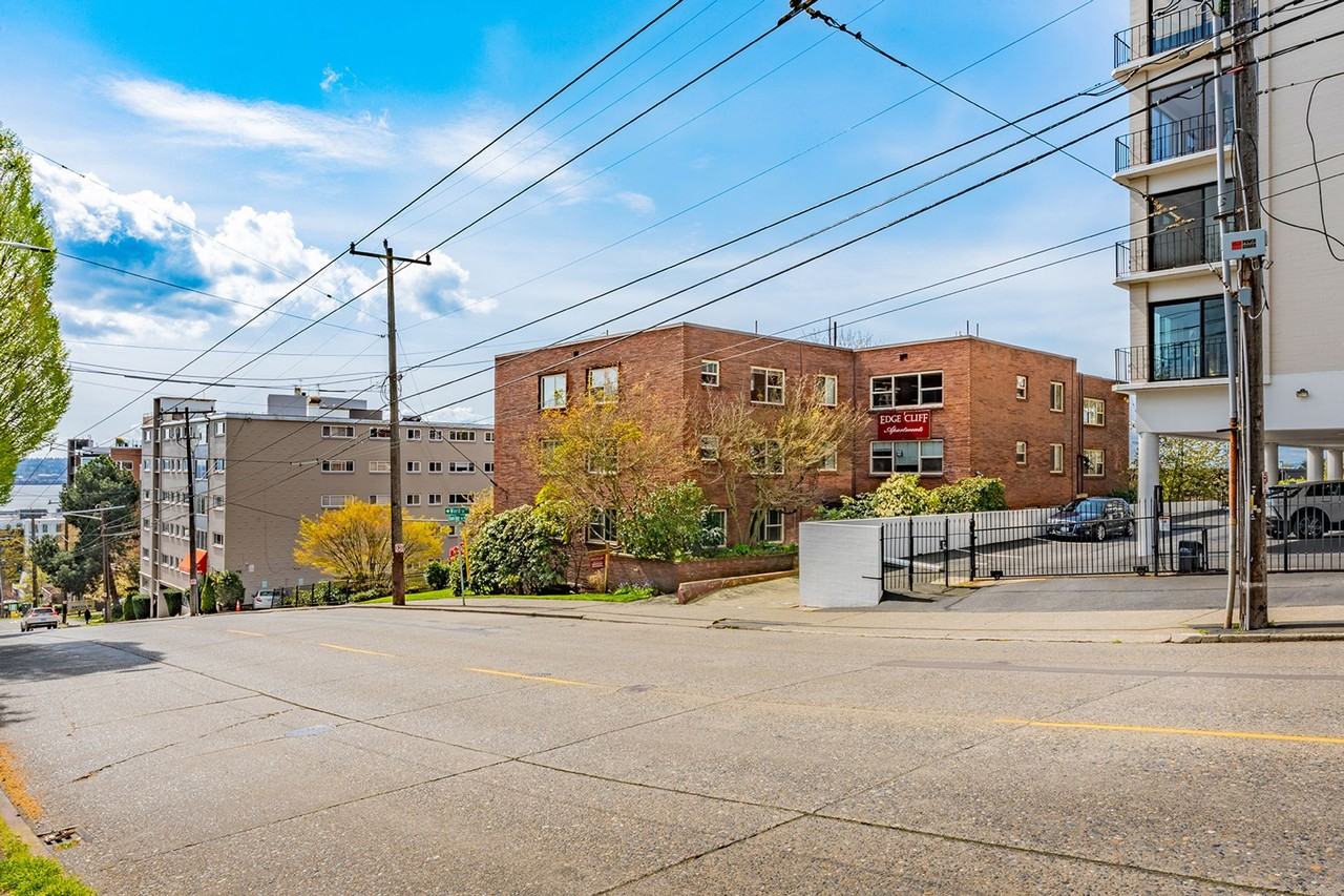 Edgecliff - Photo 6 of 6