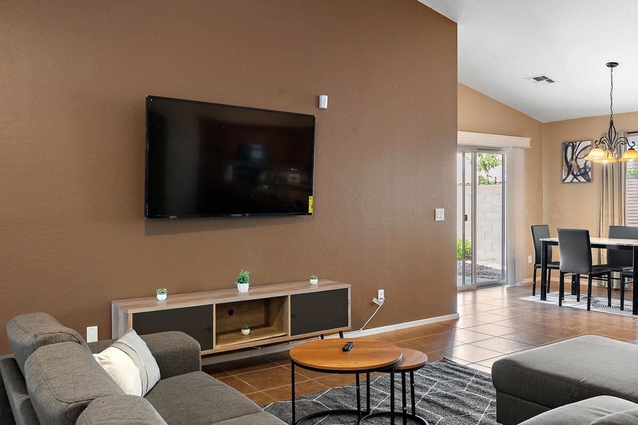 2949 E Crescent Way #1244319P - Photo 5 of 44