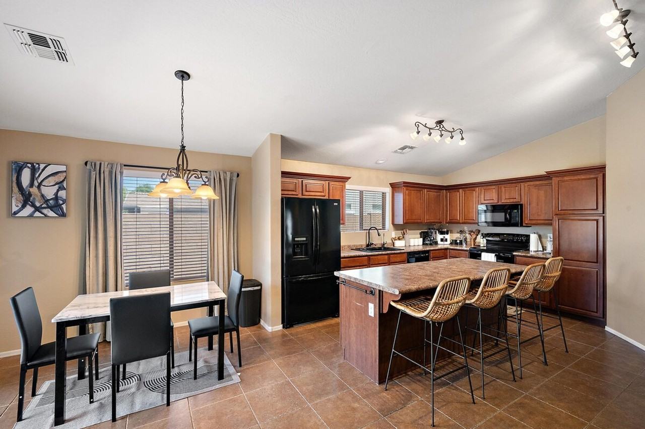 2949 E Crescent Way #1244319P - Photo 7 of 44