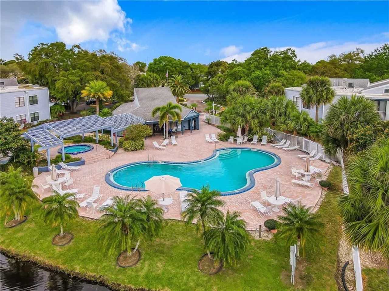 3841 Atrium Dr #1271266P - Photo 5 of 36