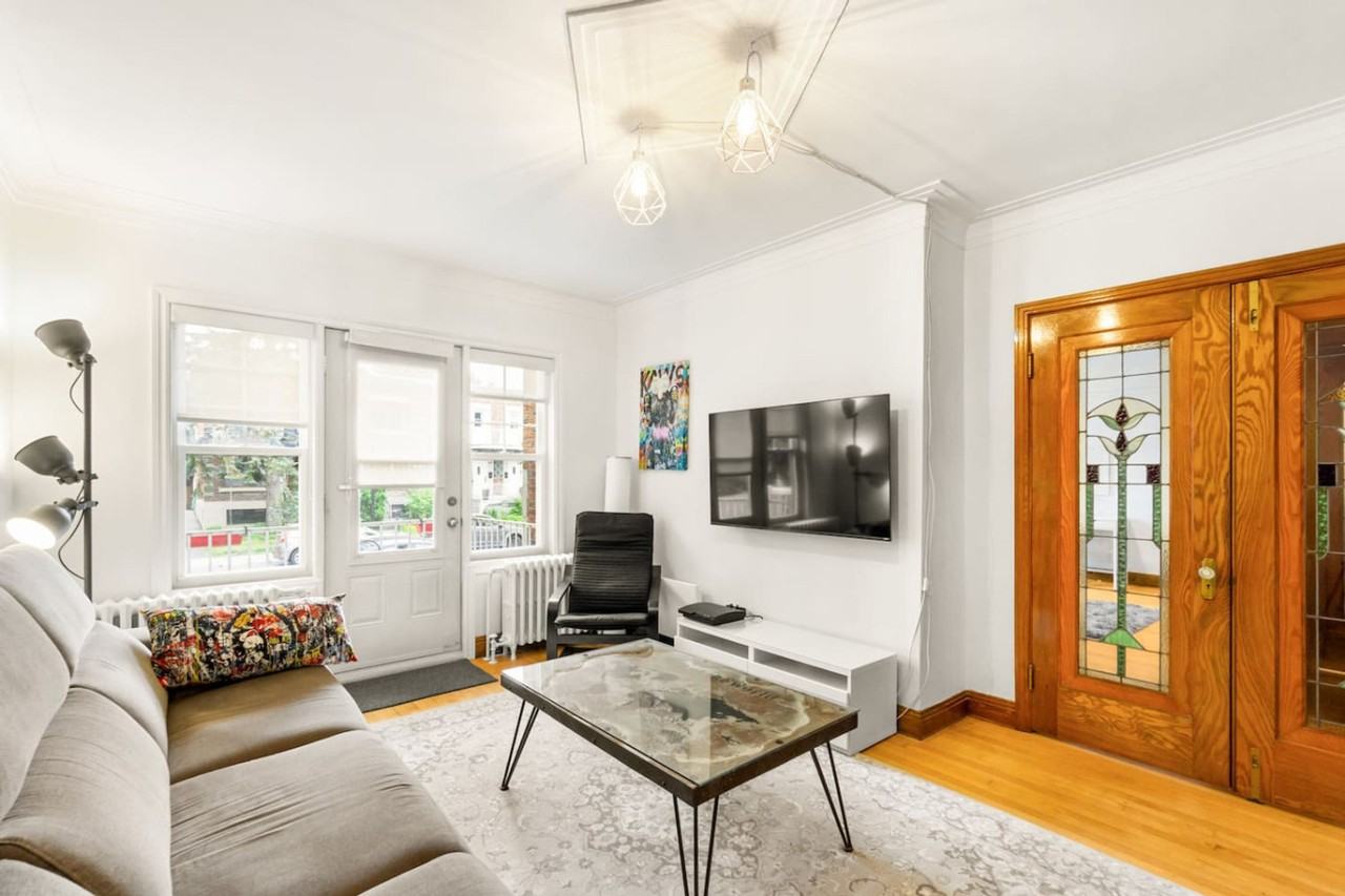 6402 10e Avenue #1251246P - Photo 2 of 33