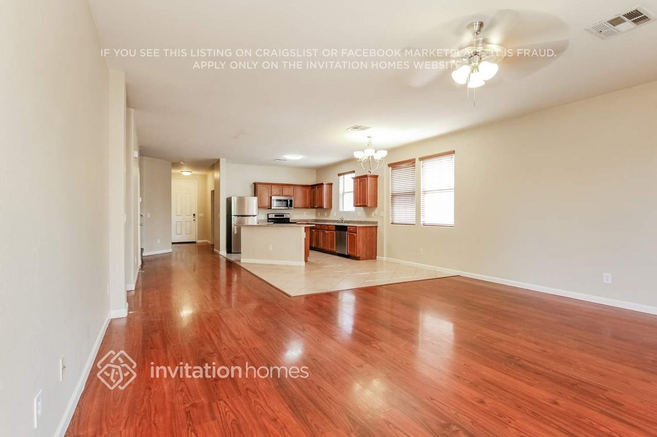 45667 W Tucker Rd - Photo 5 of 10