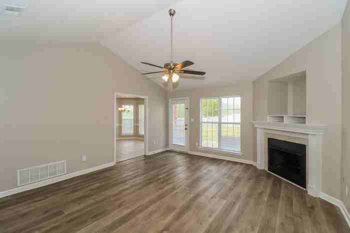 9920 Averbury Cv - Photo 3 of 13