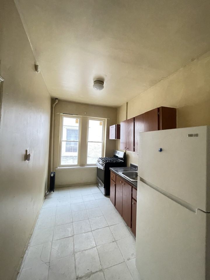 888 Belmont Avenue #1 - Photo 4 of 7