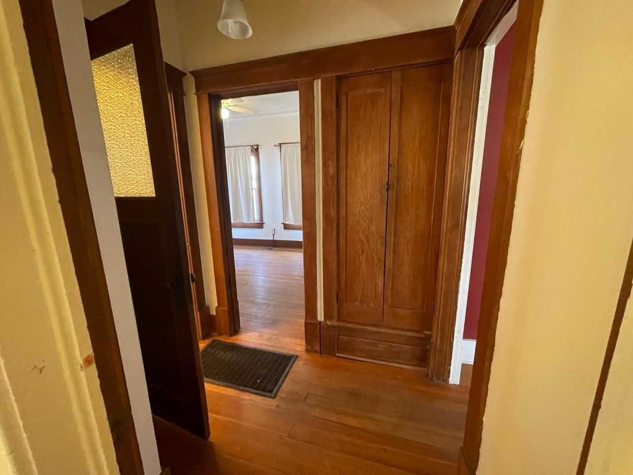 123 Maple St Se - Photo 2 of 36