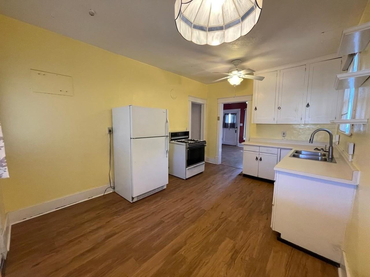 123 Maple St Se - Photo 4 of 36