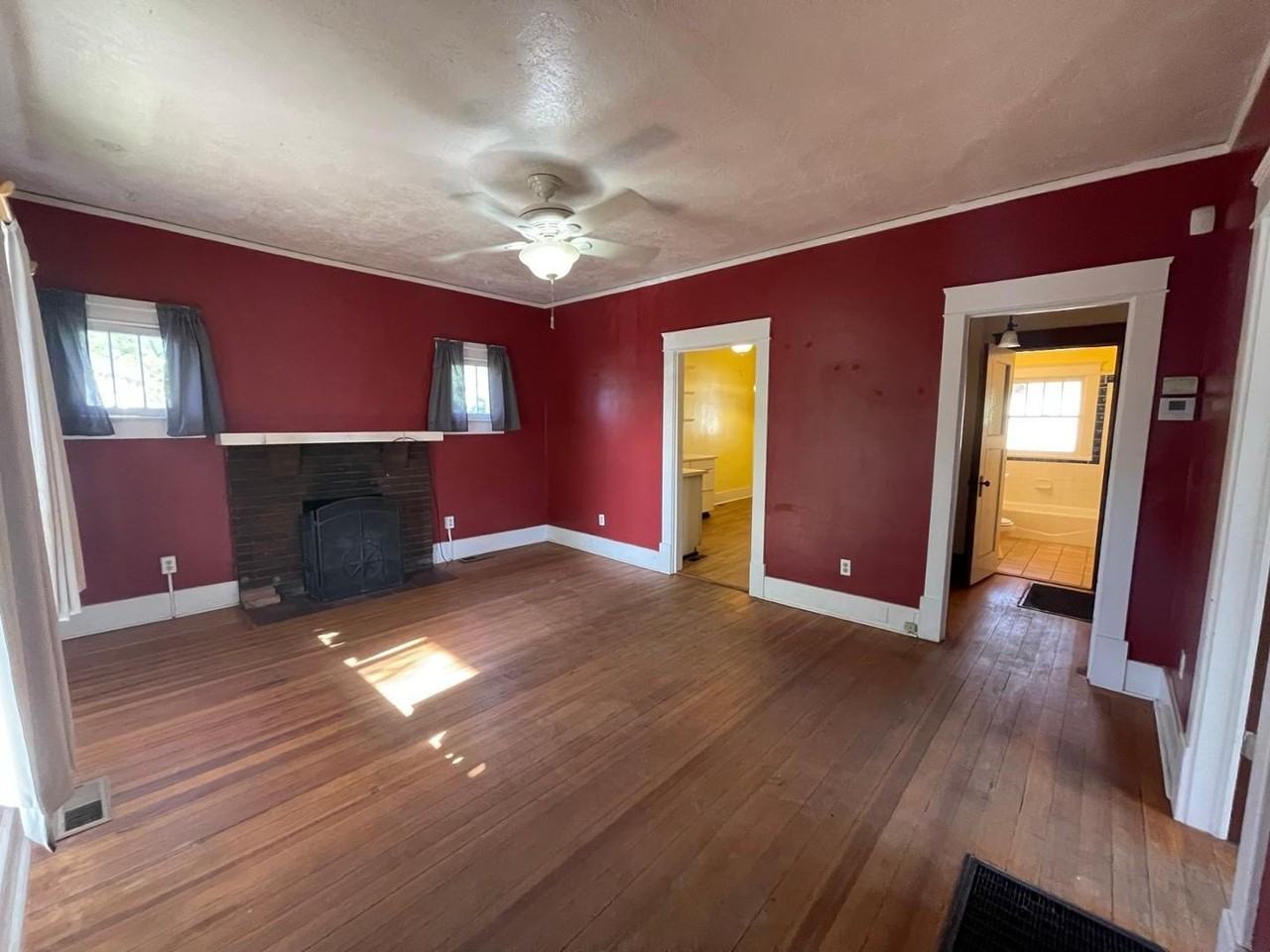 123 Maple St Se - Photo 7 of 36