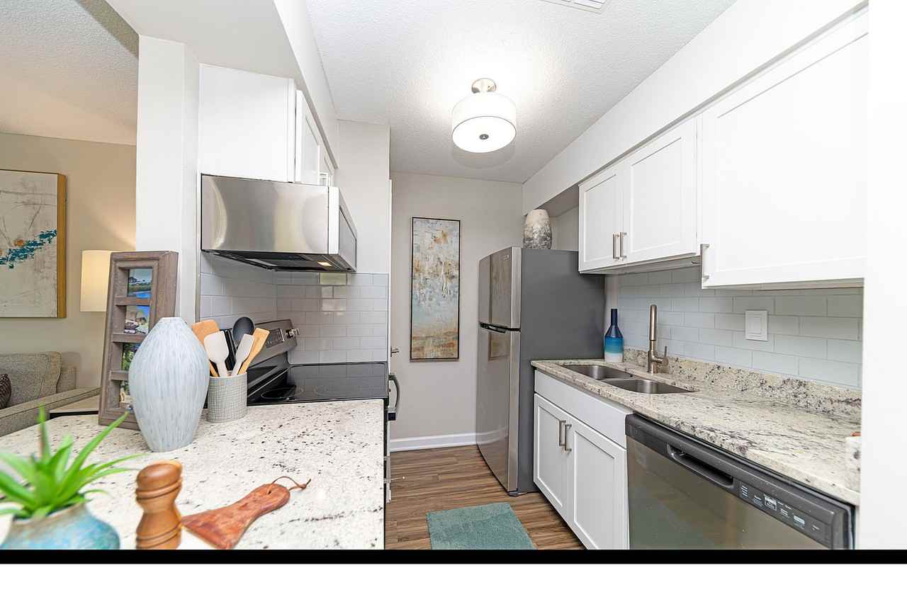 The Taylor at 502 - Photo 5 of 50