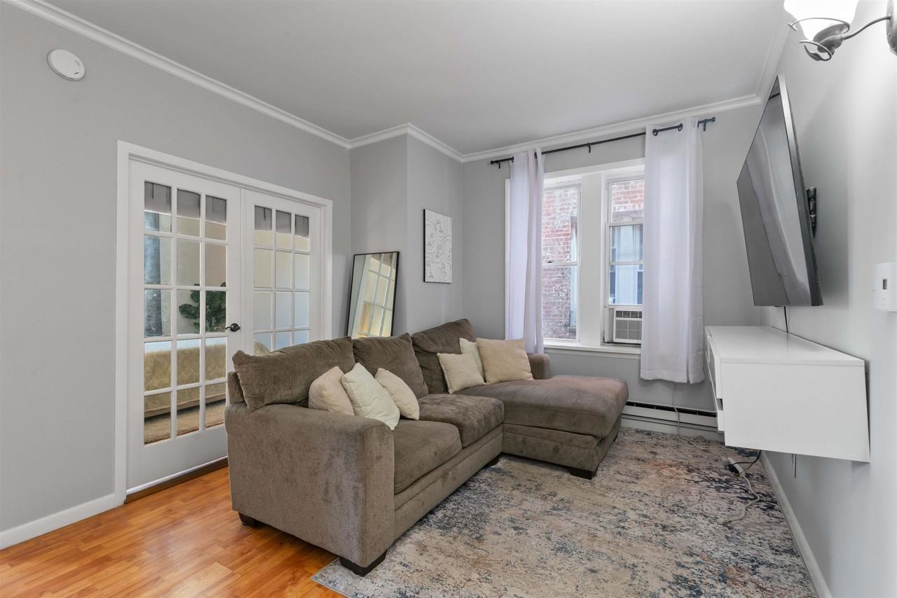 250 Clendenny Ave - Photo 2 of 18