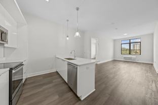 121 34th St #401 - Photo 1 of 1