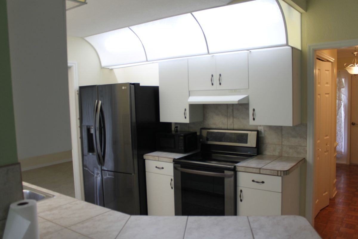 1114 Presque Isle Dr - Photo 2 of 9